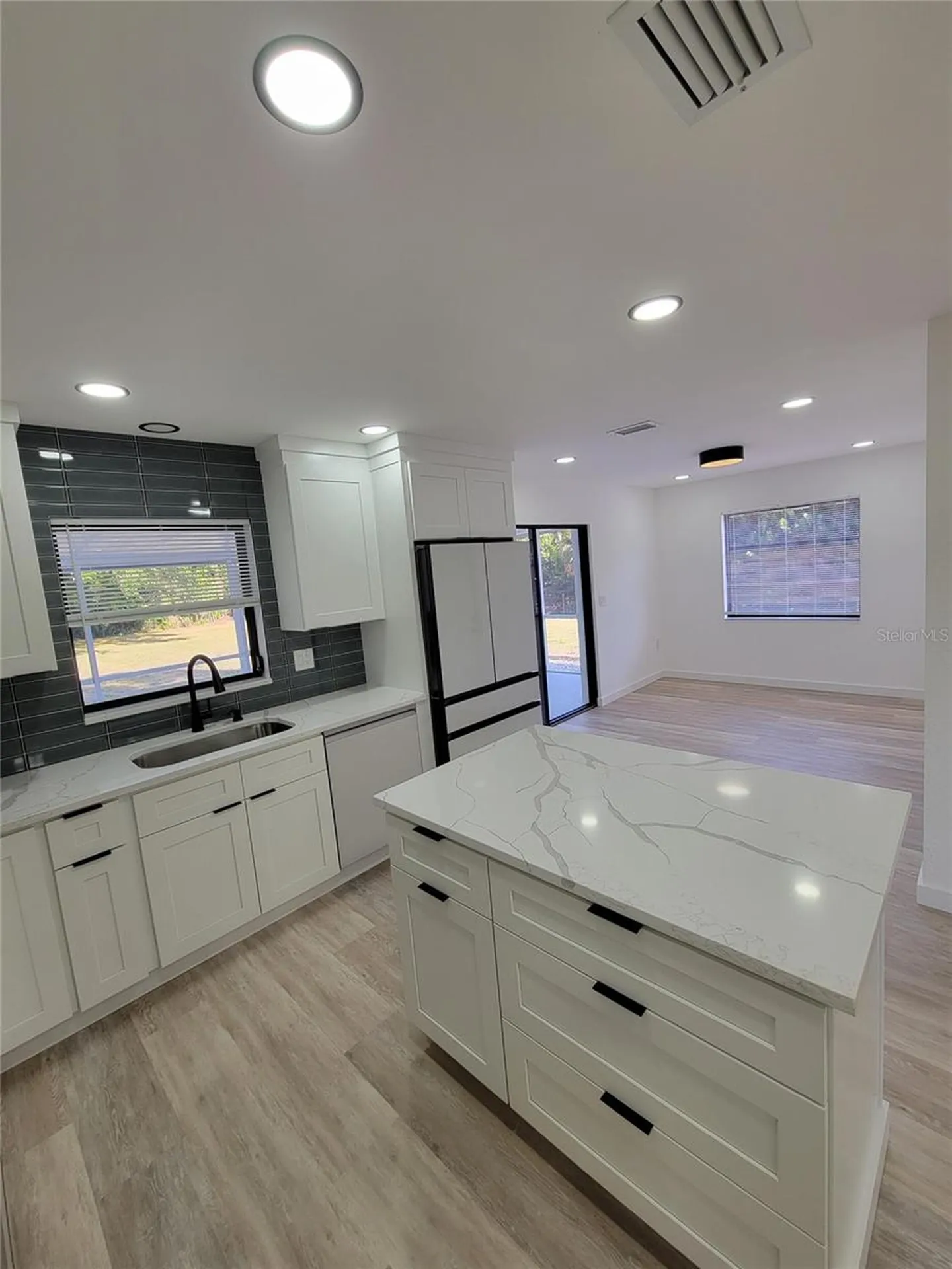 328 E Bay Street Osprey FL 34229