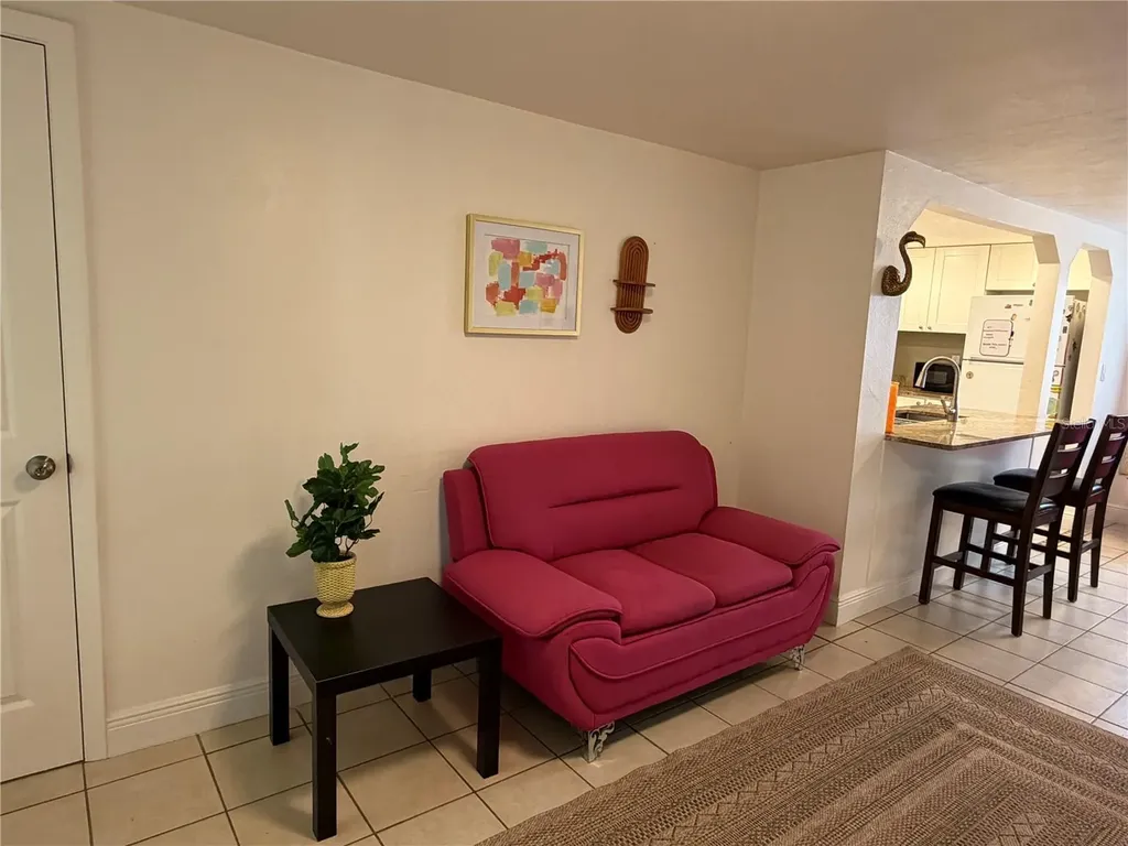 203 W Crest 1/2 Avenue Tampa FL 33603