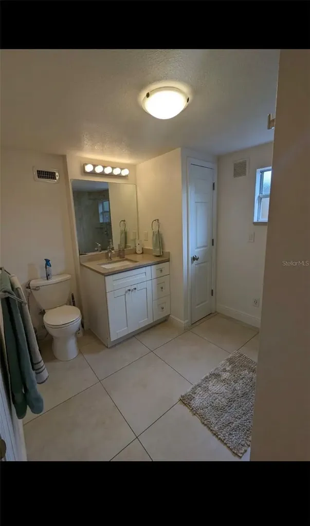 203 W Crest 1/2 Avenue Tampa FL 33603