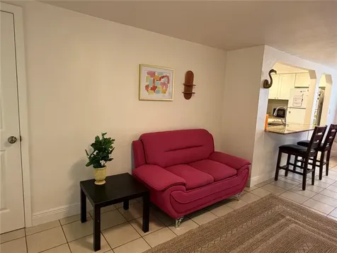 203 W Crest 1/2 Avenue Tampa FL 33603