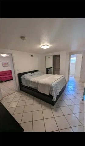 203 W Crest 1/2 Avenue Tampa FL 33603
