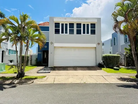 86 Cielo Dorado Village Vega Alta PR 00692