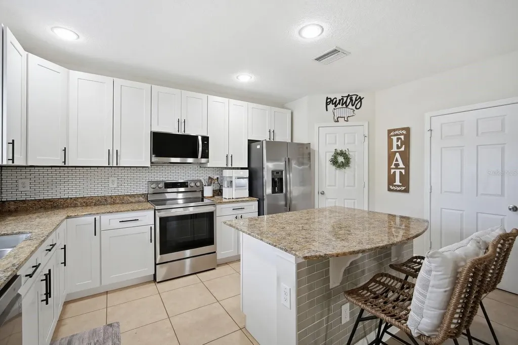 4711 Chatterton Way Riverview FL 33578