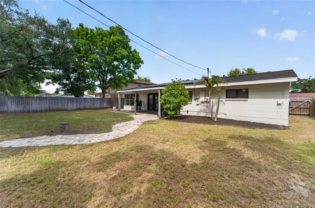 2842 61st Lane N St Petersburg FL 33710