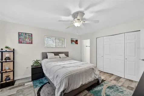 2842 61st Lane N St Petersburg FL 33710