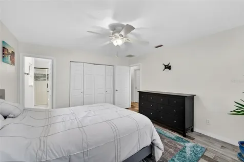 2842 61st Lane N St Petersburg FL 33710
