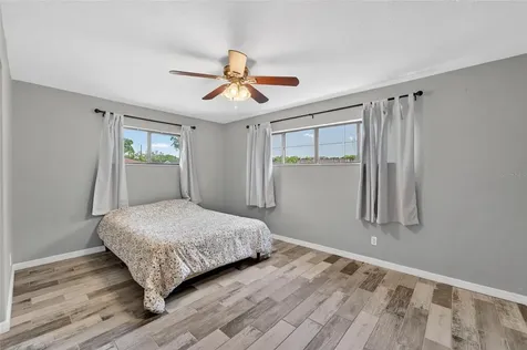 2842 61st Lane N St Petersburg FL 33710