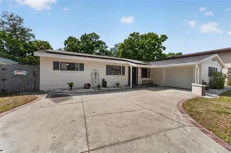 2842 61st Lane N St Petersburg FL 33710