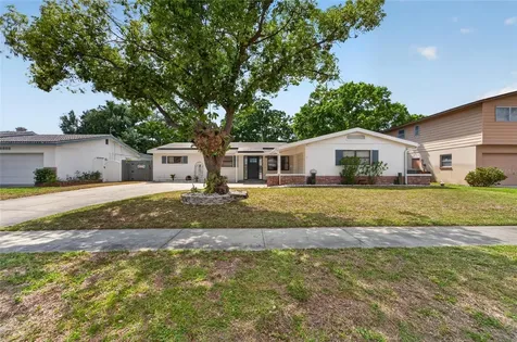 2842 61st Lane N St Petersburg FL 33710