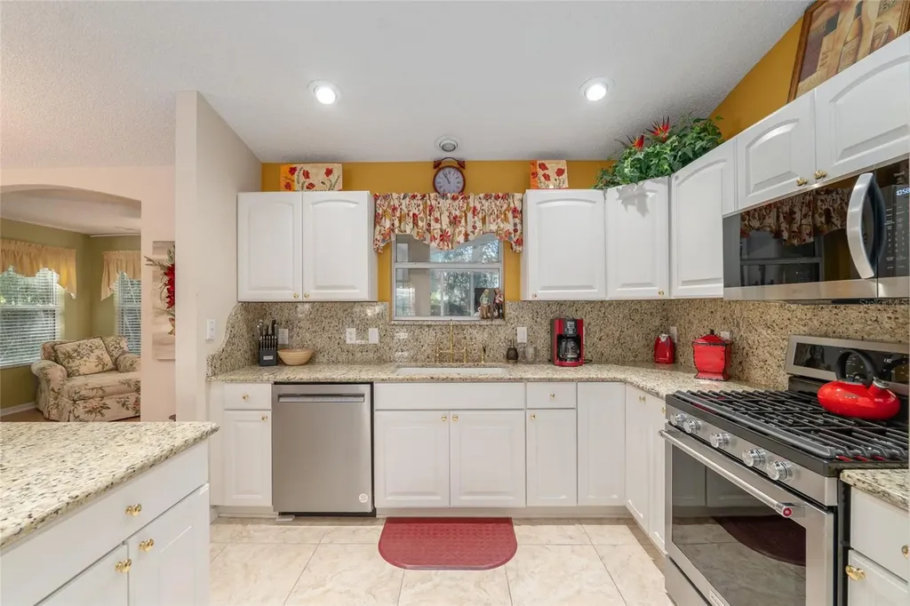 9430 SE 177th Simons Lane The Villages FL 32162