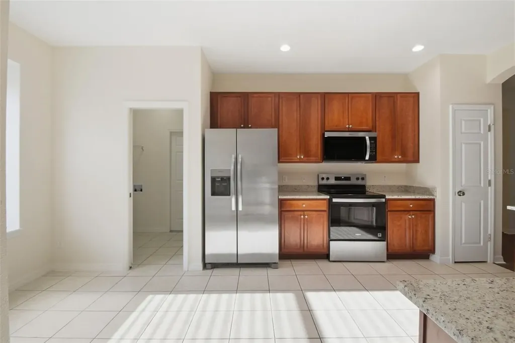 437 Dunaway Drive Valrico FL 33594