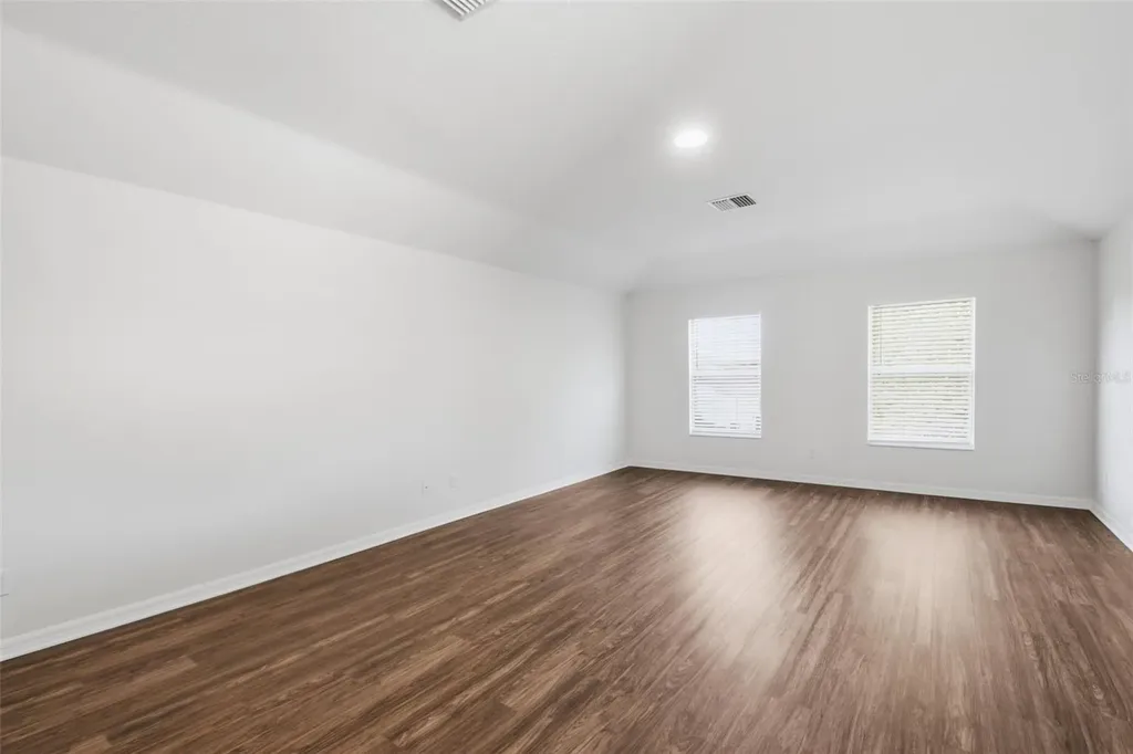 437 Dunaway Drive Valrico FL 33594
