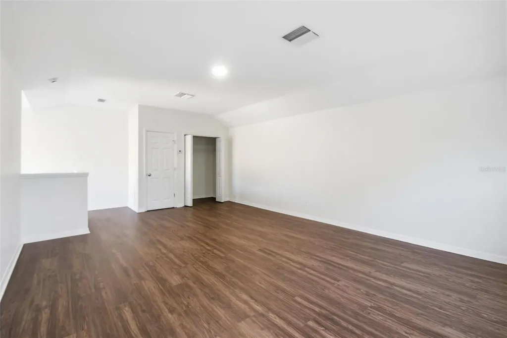 437 Dunaway Drive Valrico FL 33594