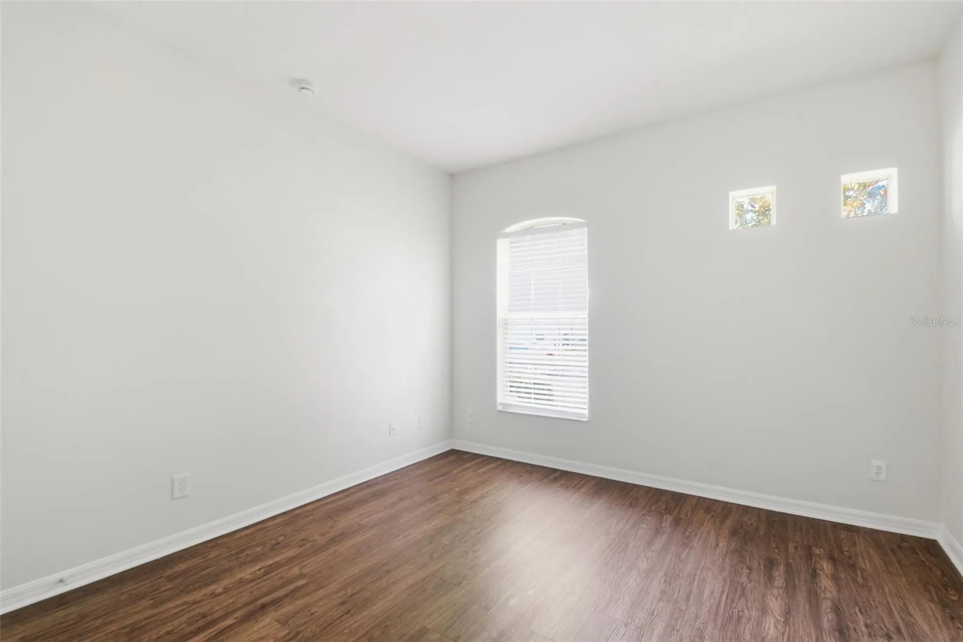 437 Dunaway Drive Valrico FL 33594