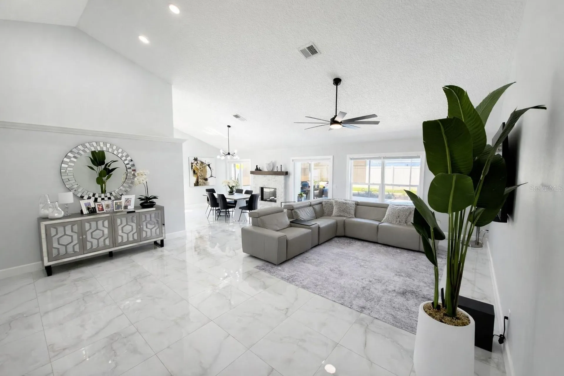 1461 Mona Drive Kissimmee FL 34744