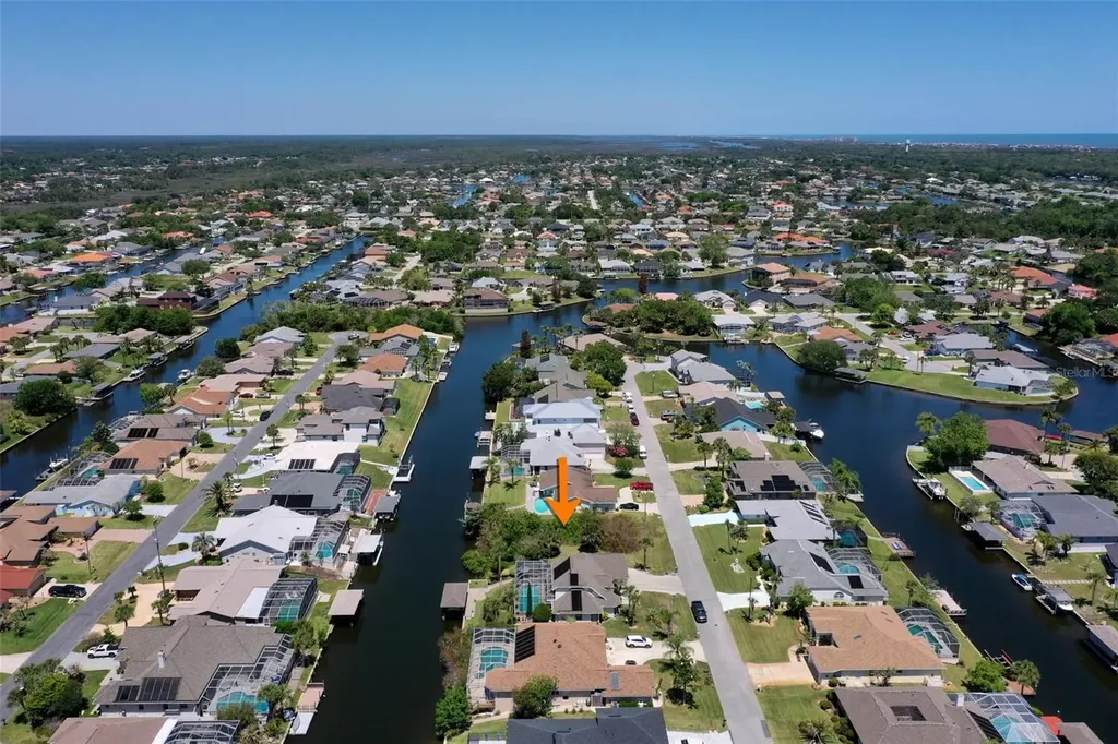 17 Claridge Court N Palm Coast FL 32137