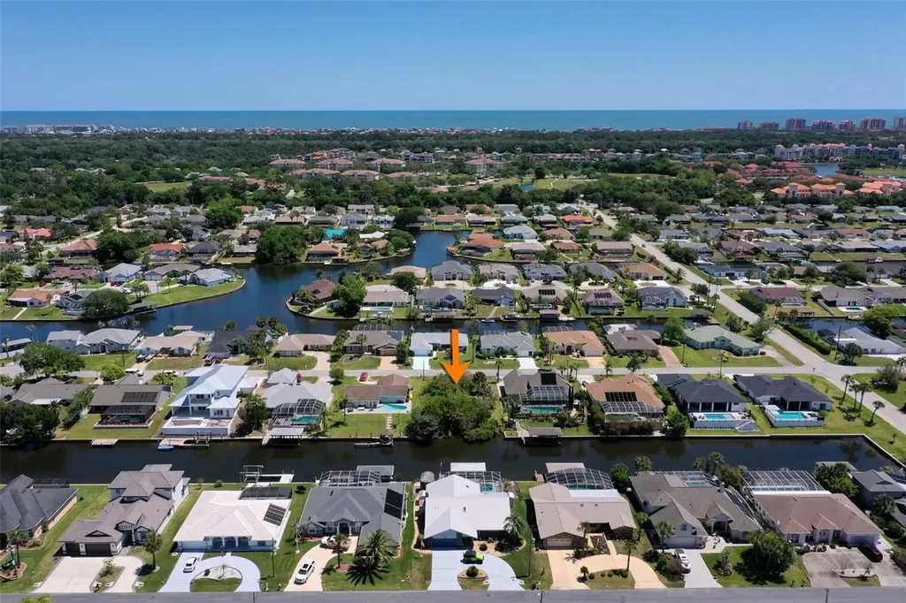 17 Claridge Court N Palm Coast FL 32137