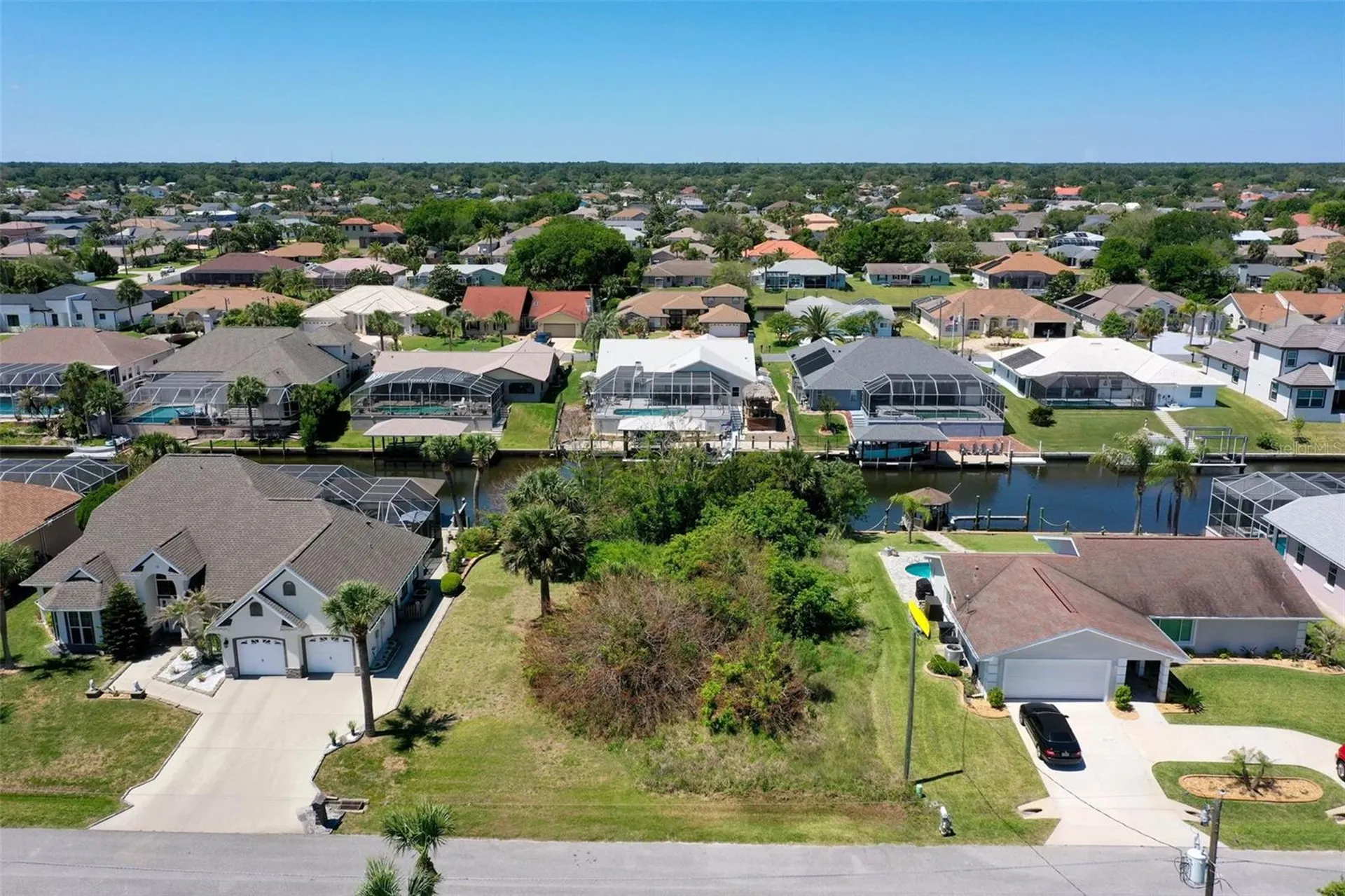 17 Claridge Court N Palm Coast FL 32137