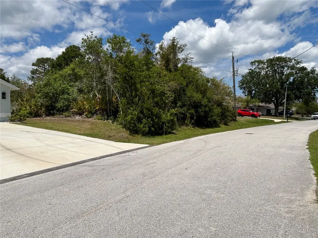 28 Fallwood Lane Palm Coast FL 32137