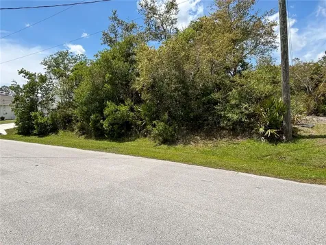 28 Fallwood Lane Palm Coast FL 32137