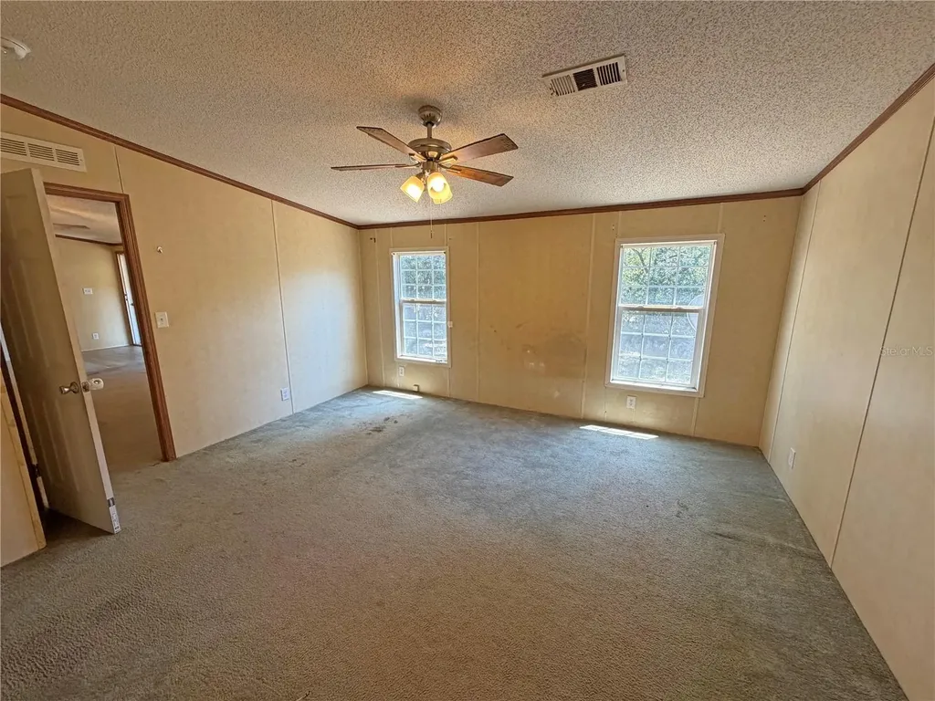 120 Peach Hawthorne FL 32640