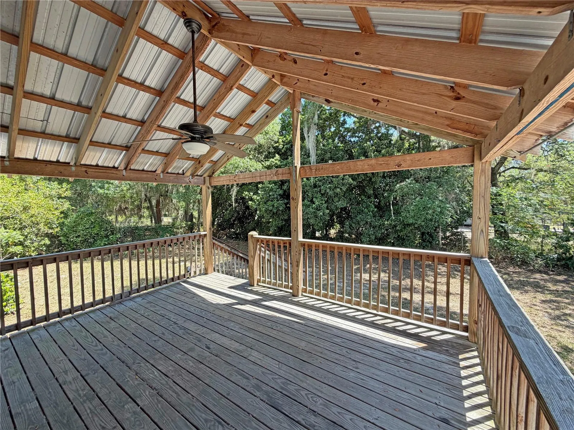 120 Peach Hawthorne FL 32640