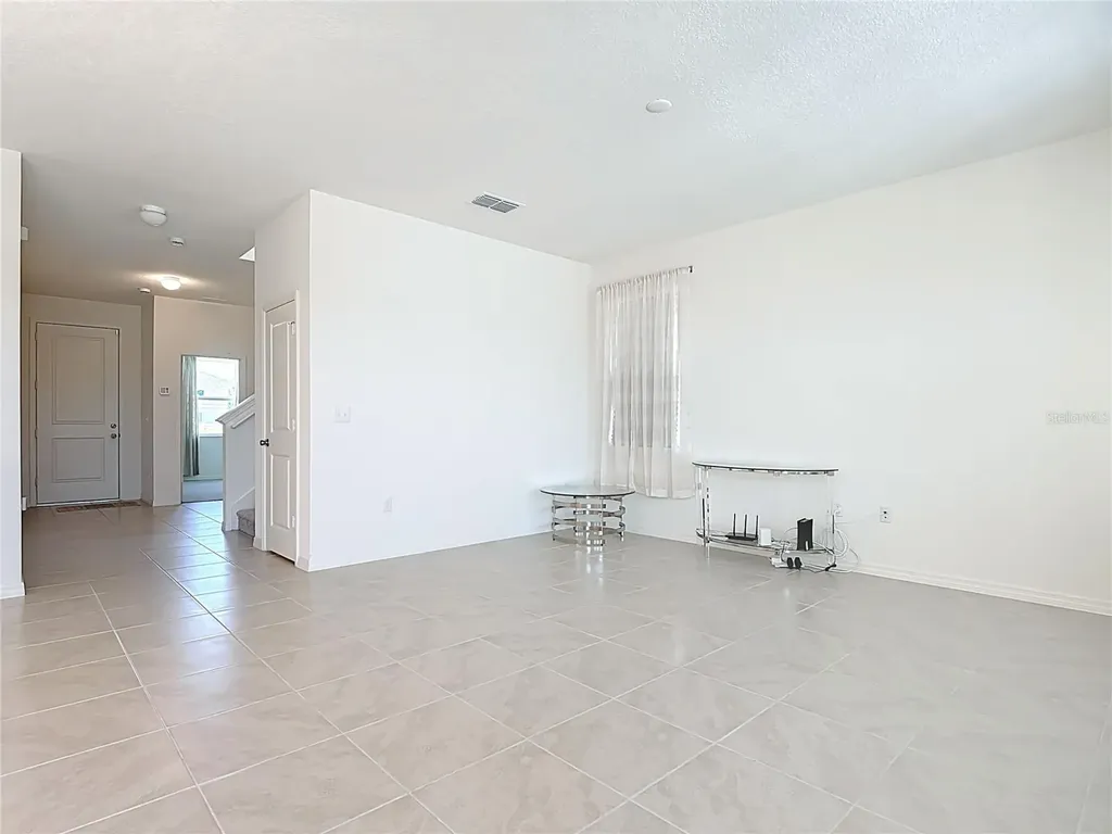 795 Overpool Avenue Davenport FL 33896