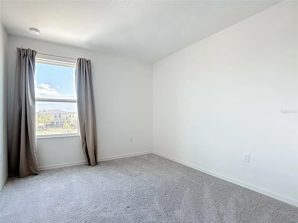 795 Overpool Avenue Davenport FL 33896