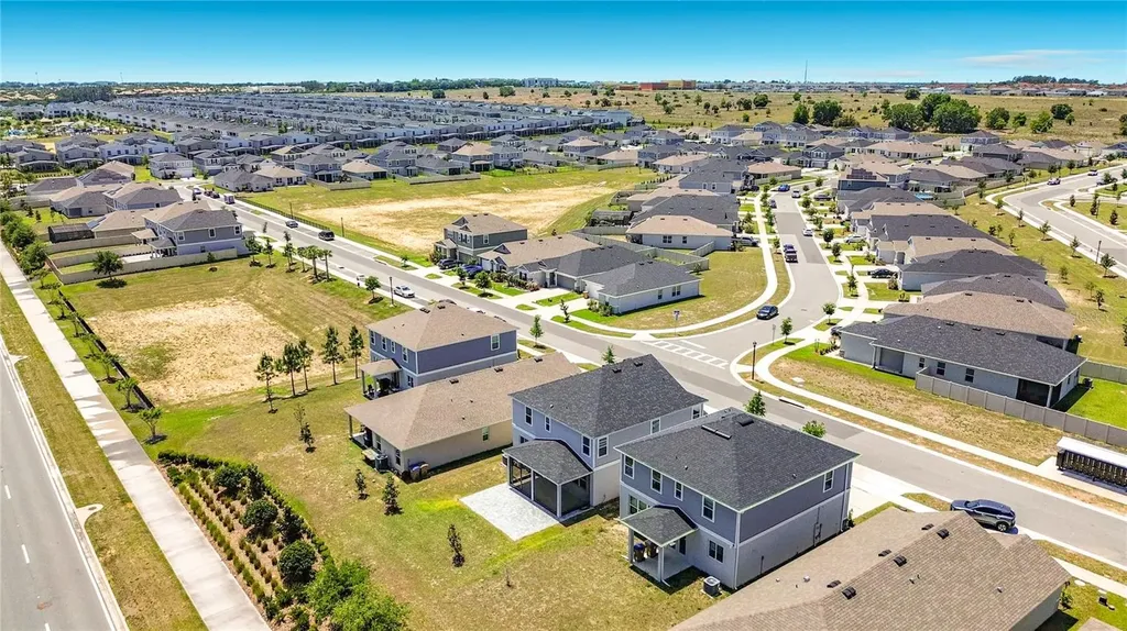 795 Overpool Avenue Davenport FL 33896
