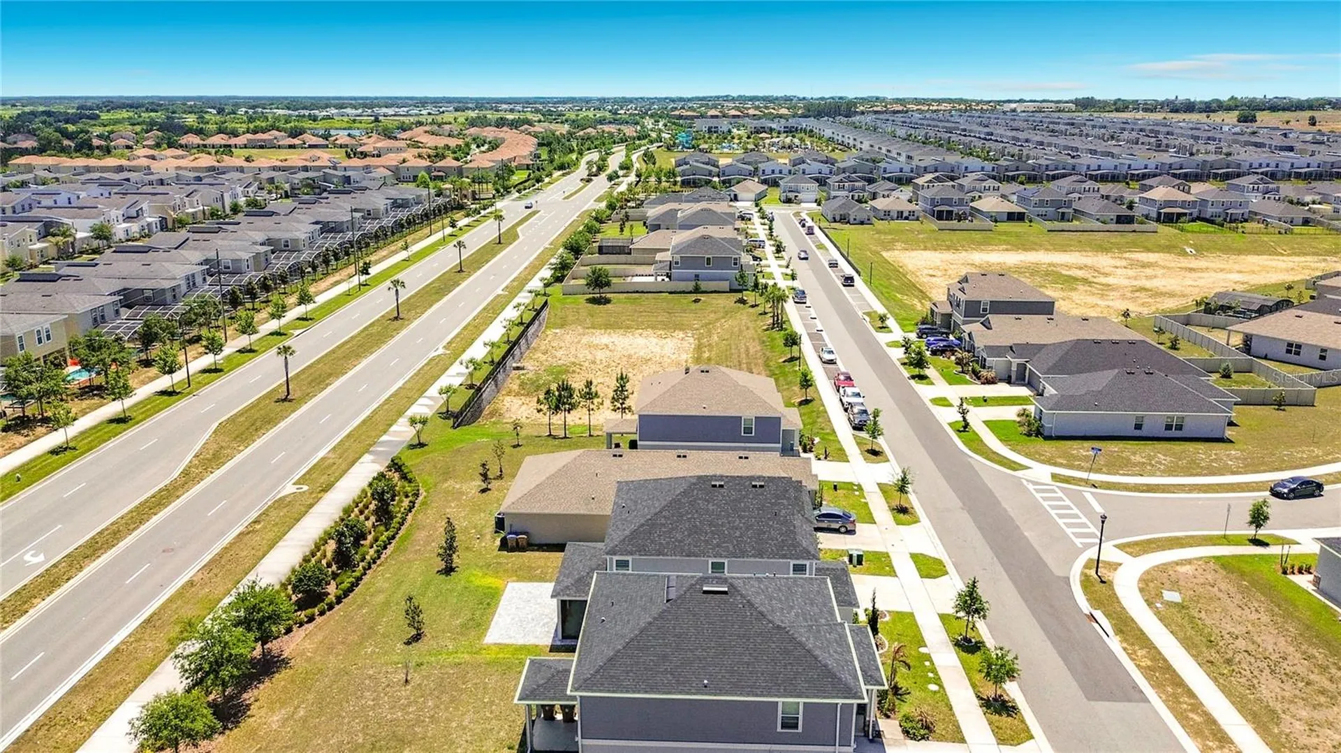795 Overpool Avenue Davenport FL 33896