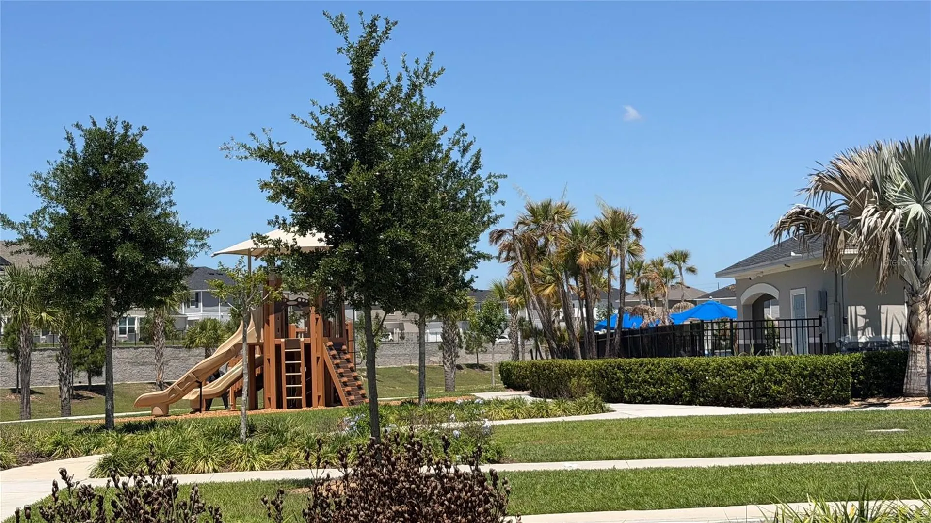 795 Overpool Avenue Davenport FL 33896