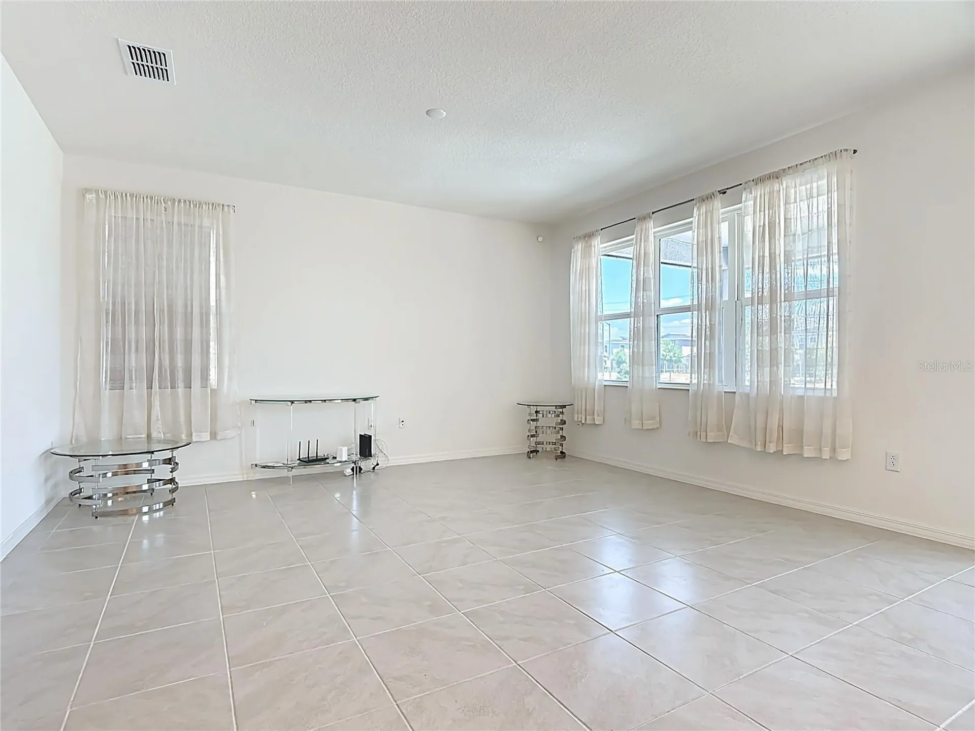 795 Overpool Avenue Davenport FL 33896