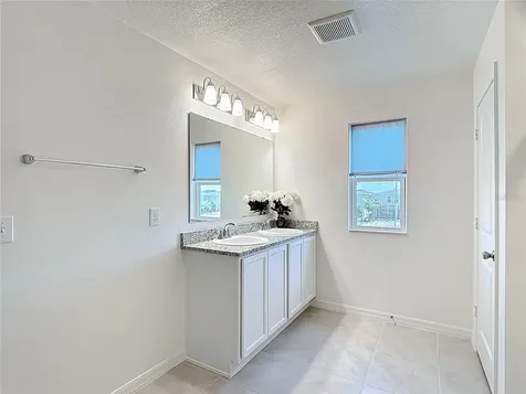 795 Overpool Avenue Davenport FL 33896