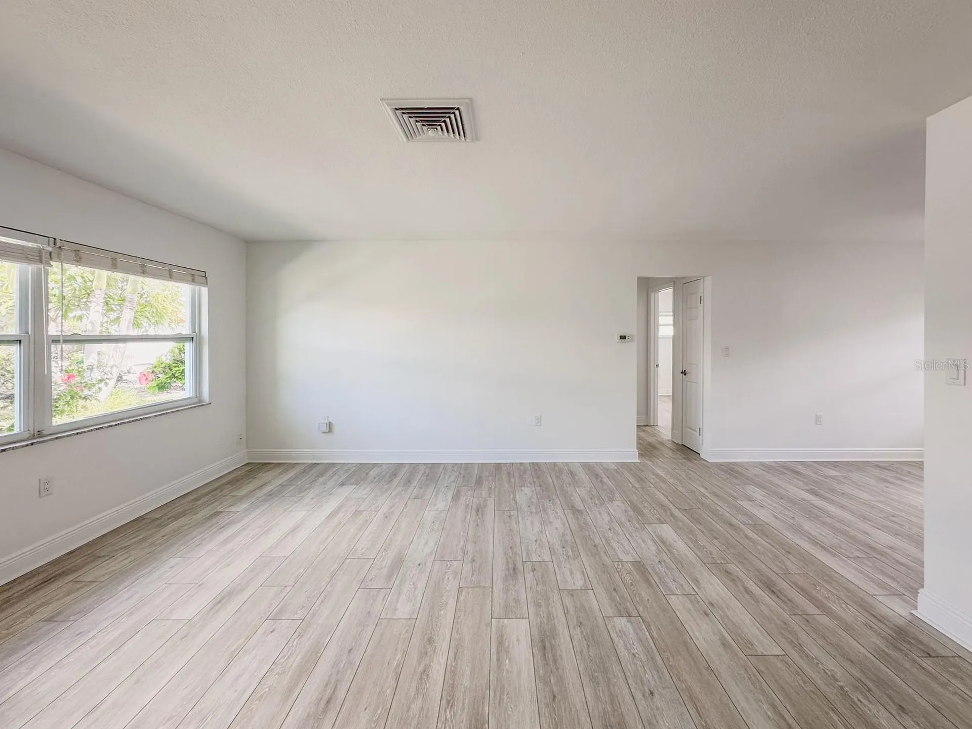 11295 1st Street E Treasure Island FL 33706