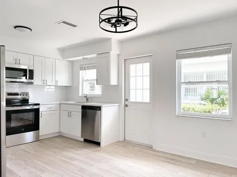 11295 1st Street E Treasure Island FL 33706