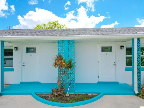 11295 1st Street E Treasure Island FL 33706