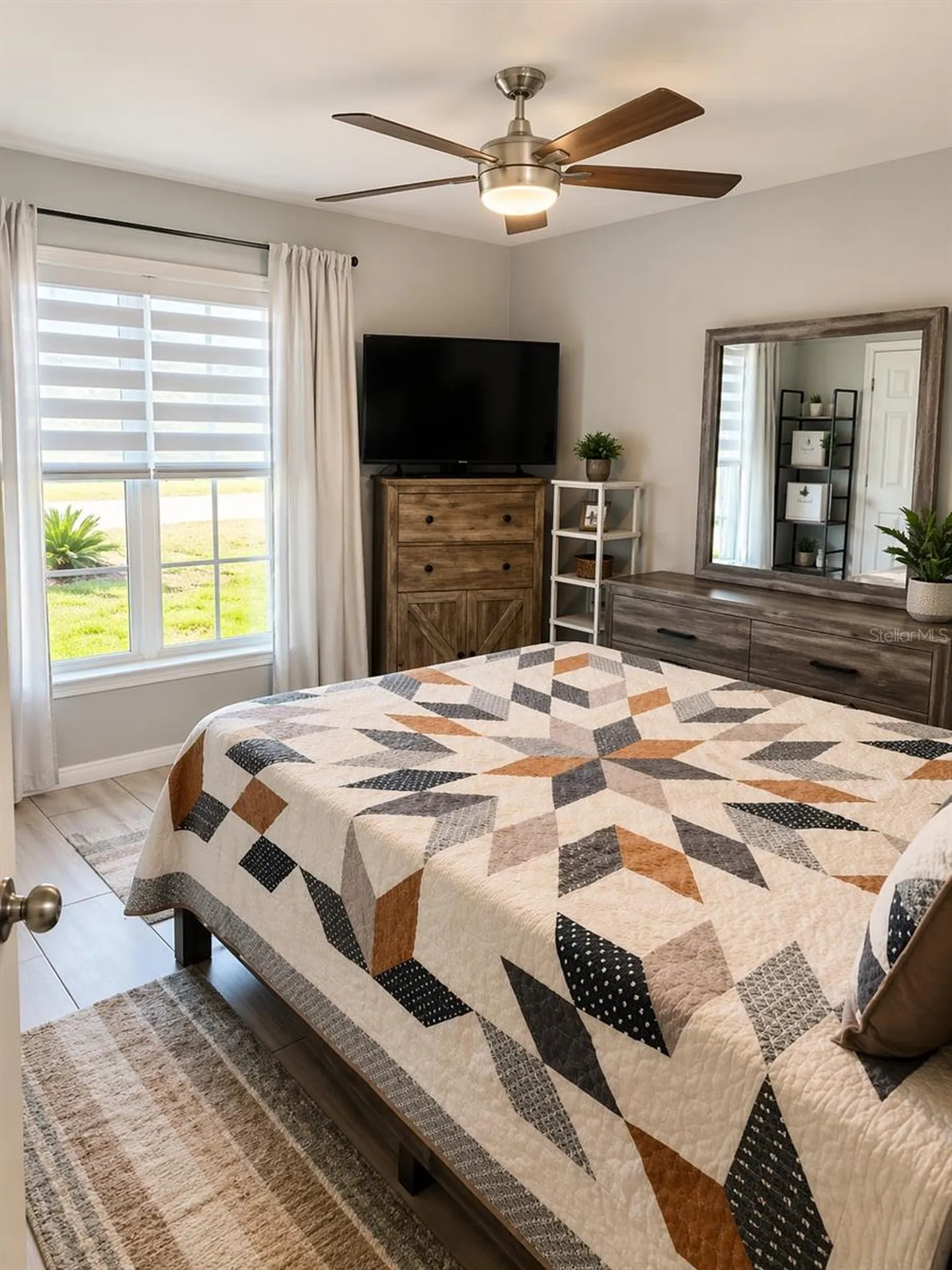 2123 NE 6th Avenue Cape Coral FL 33909