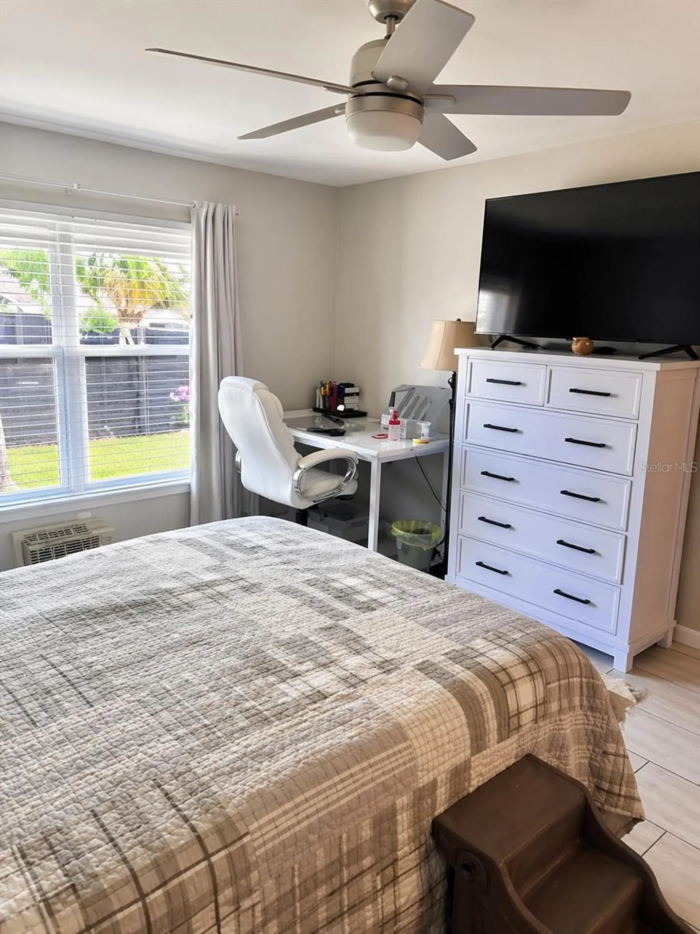 2123 NE 6th Avenue Cape Coral FL 33909