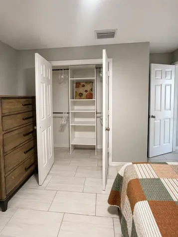 2123 NE 6th Avenue Cape Coral FL 33909