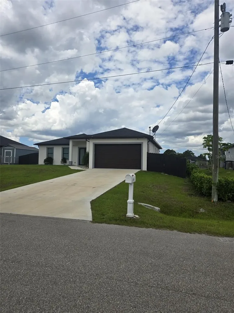 1156 Helen Avenue S Lehigh Acres FL 33974