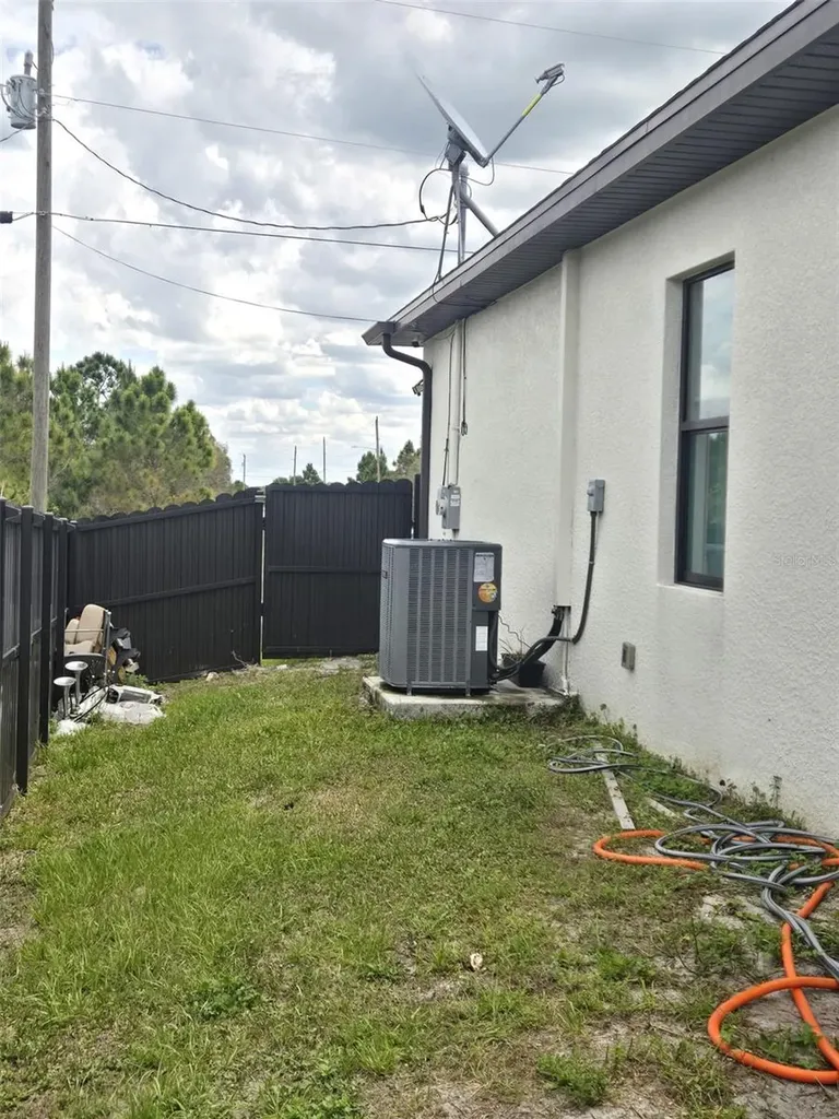 1156 Helen Avenue S Lehigh Acres FL 33974