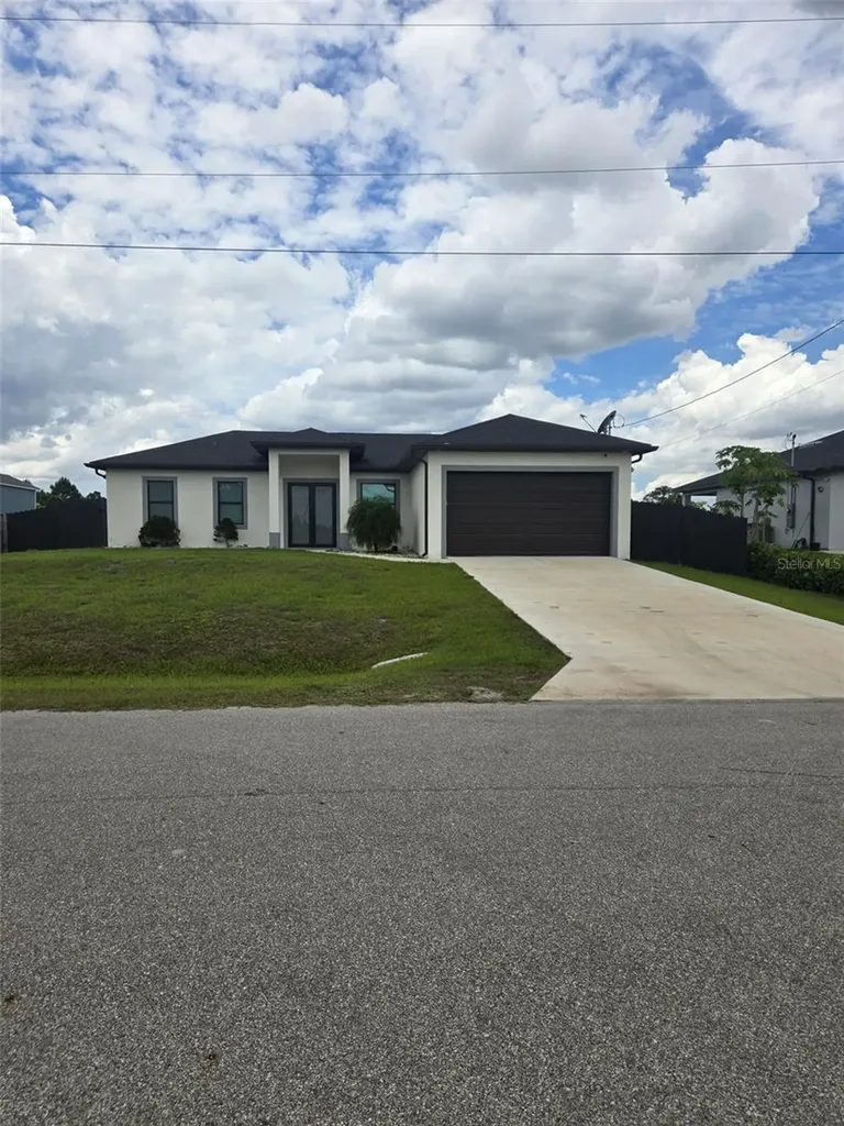 1156 Helen Avenue S Lehigh Acres FL 33974