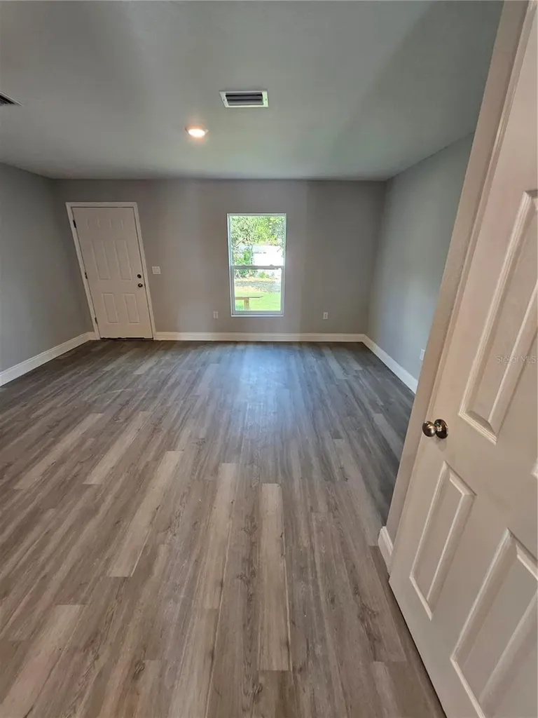 1007 N Tangerine Street Haines City FL 33844