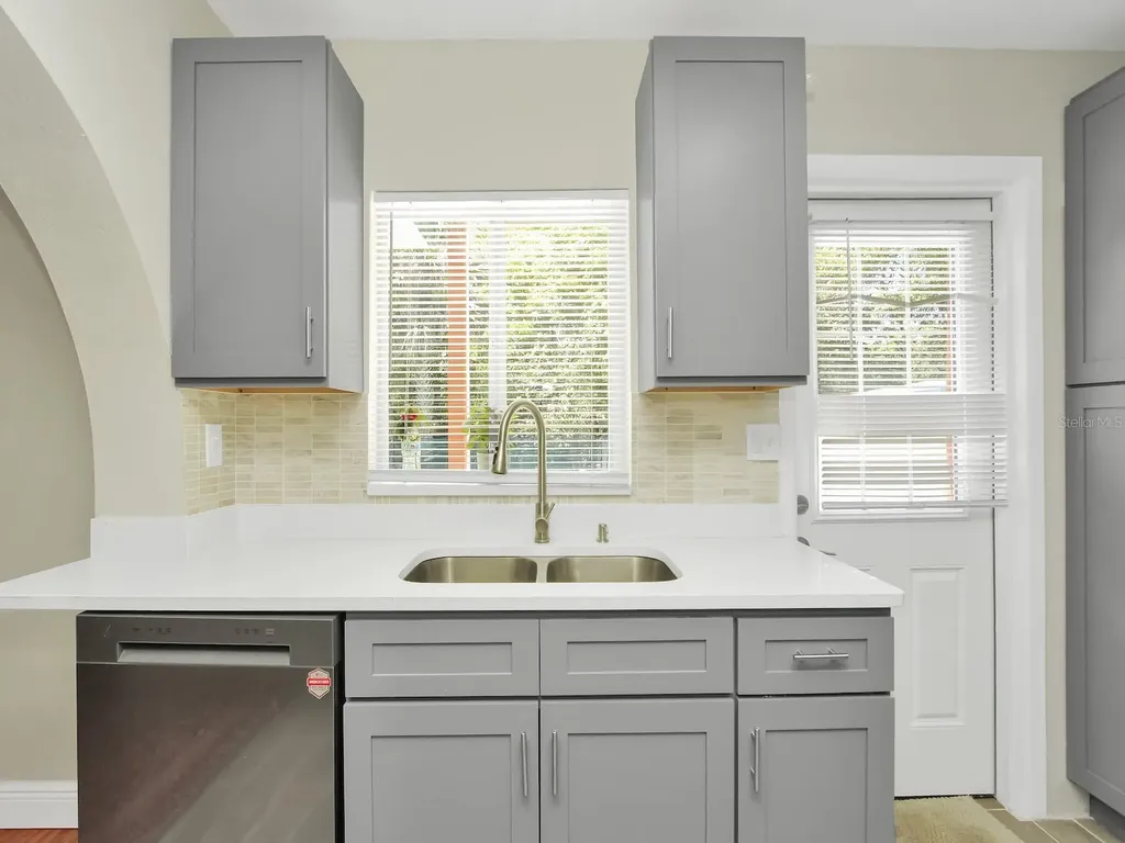 600 S Montgomery Avenue Deland FL 32720