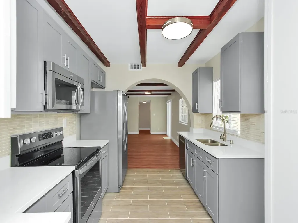 600 S Montgomery Avenue Deland FL 32720