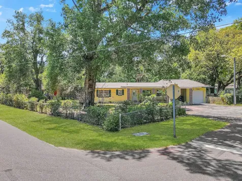 600 S Montgomery Avenue Deland FL 32720
