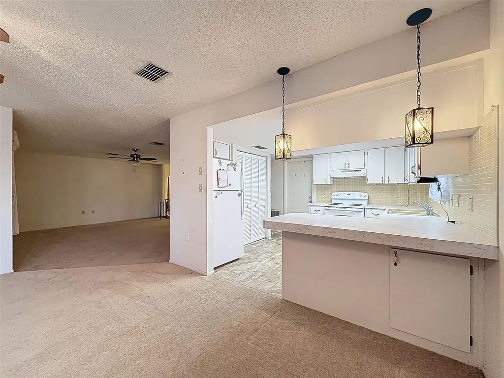 9811 Woodstock Lane Port Richey FL 34668