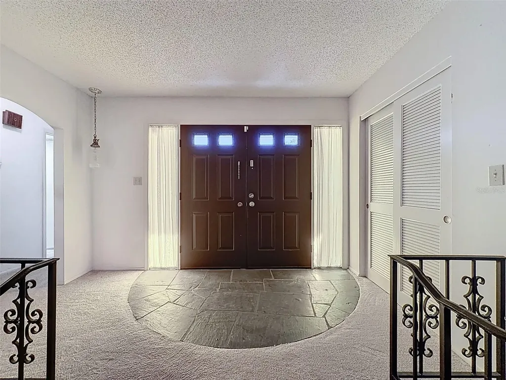 9811 Woodstock Lane Port Richey FL 34668