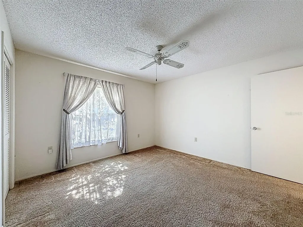 9811 Woodstock Lane Port Richey FL 34668