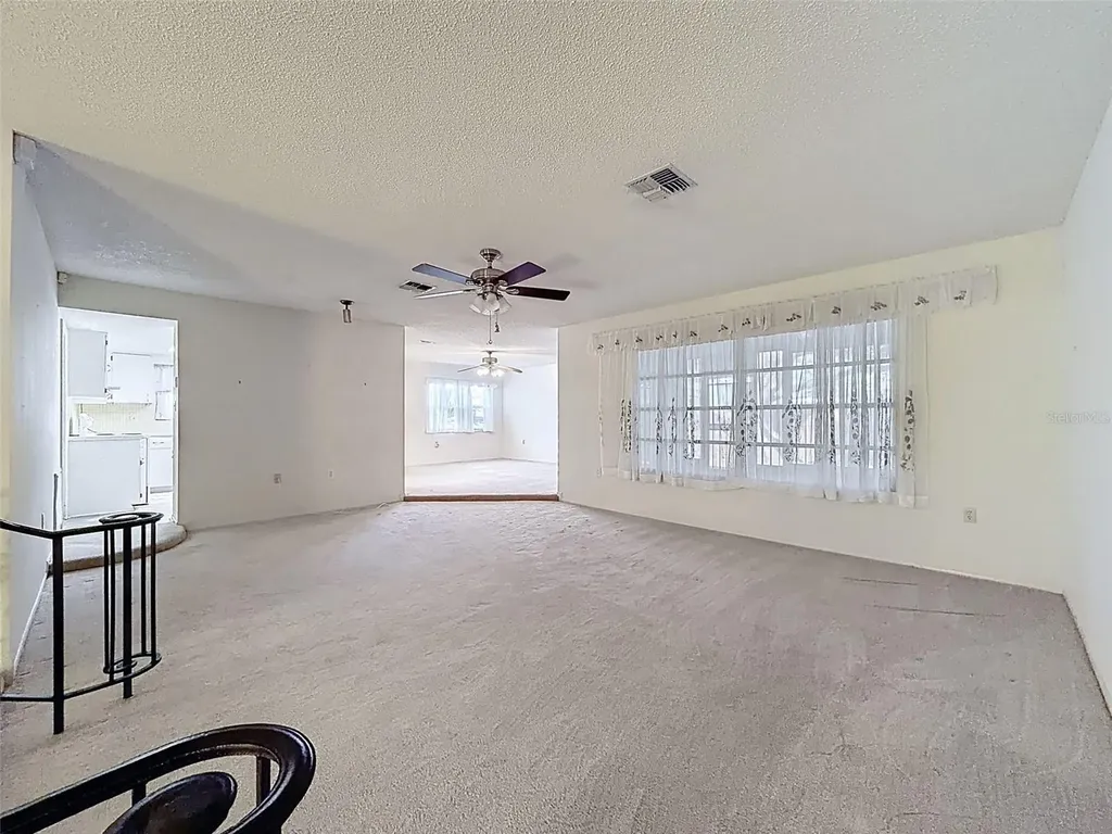 9811 Woodstock Lane Port Richey FL 34668
